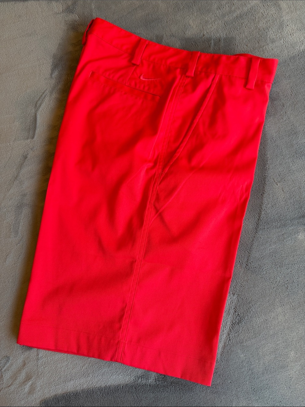 Nike Men’s Dri-Fit Golf Shorts Bright Red Flat Front Size 30 waist